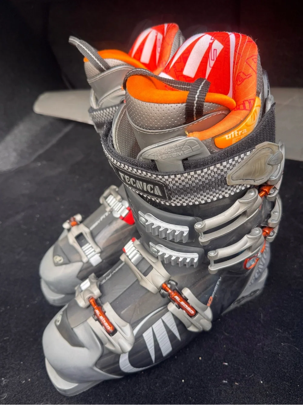 Tecnica Diablo Flame Dual Pivot Downhill Men’s Ski Boots
